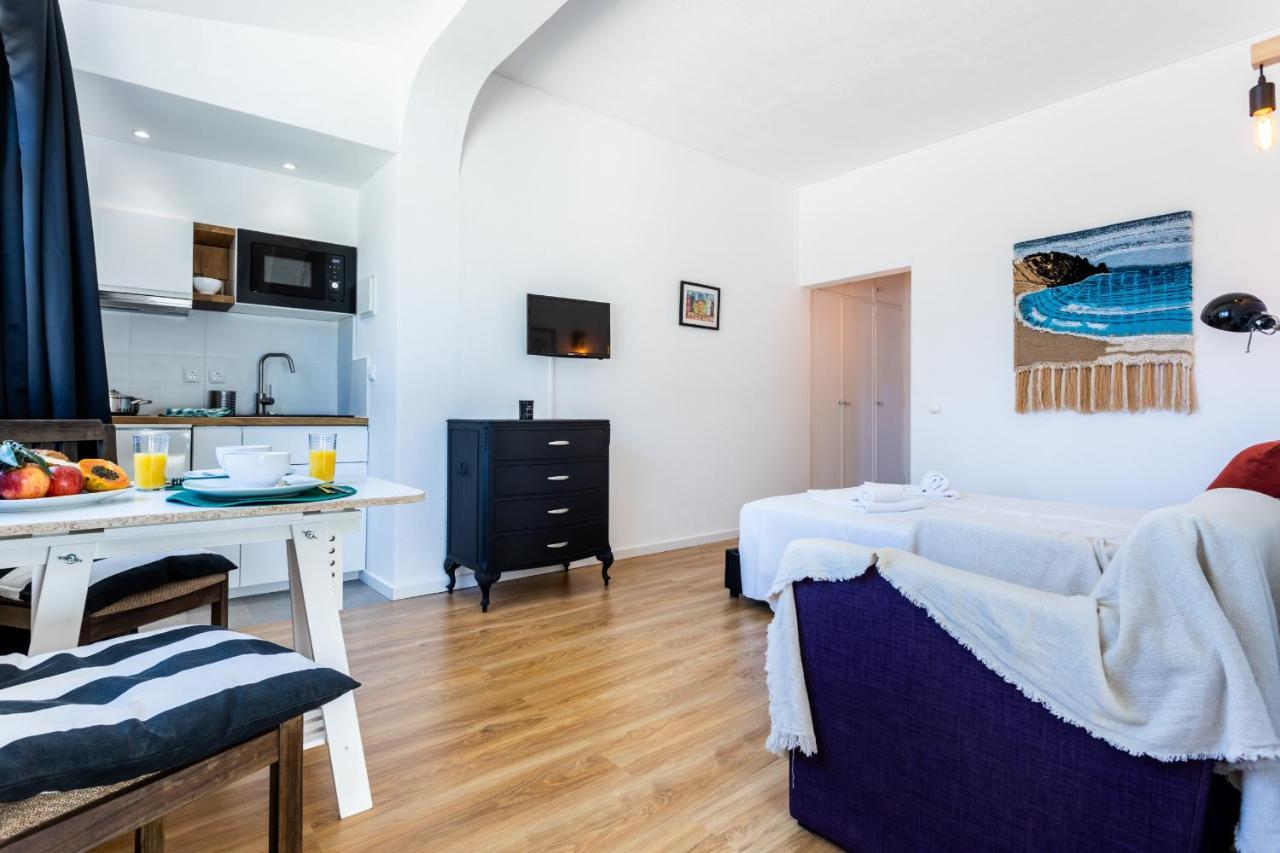 Studio Furneaux Lagos Luaran gambar
