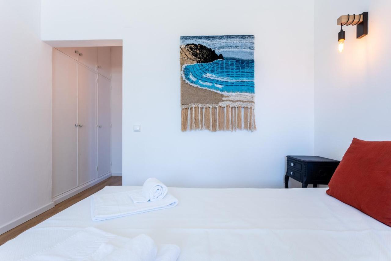 Studio Furneaux Lagos Luaran gambar